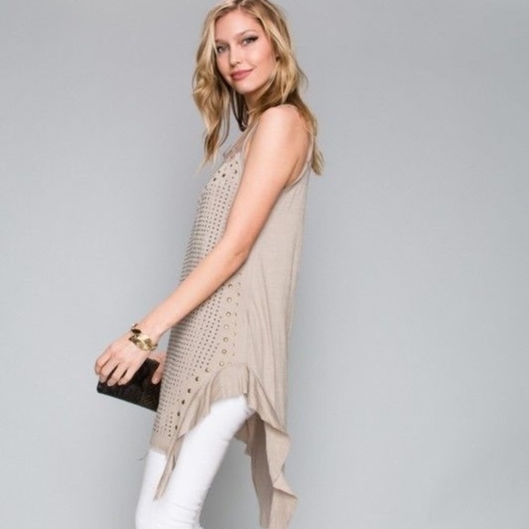 NWT VOCAL TUNIC TANK TOP beige LACE STUDS GORGOEUS SM MD LG - Picture 2 of 4